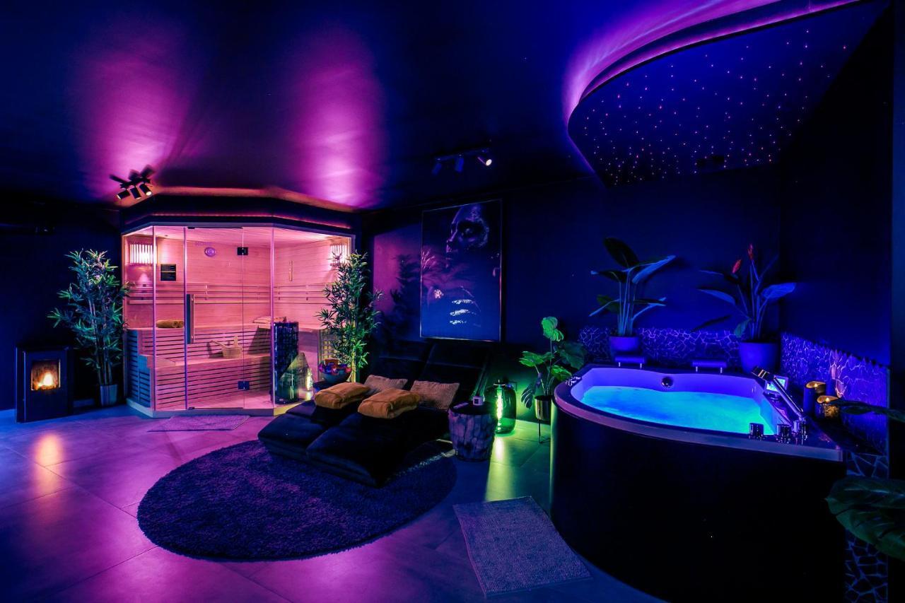Merkelhoeve Wellness Merkelbeek Buitenkant foto